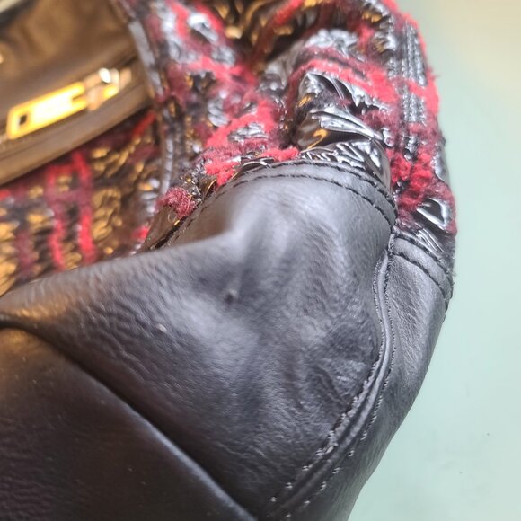 Diesel Women's Black & Red Shoulder Bag - Picture 10 of 13